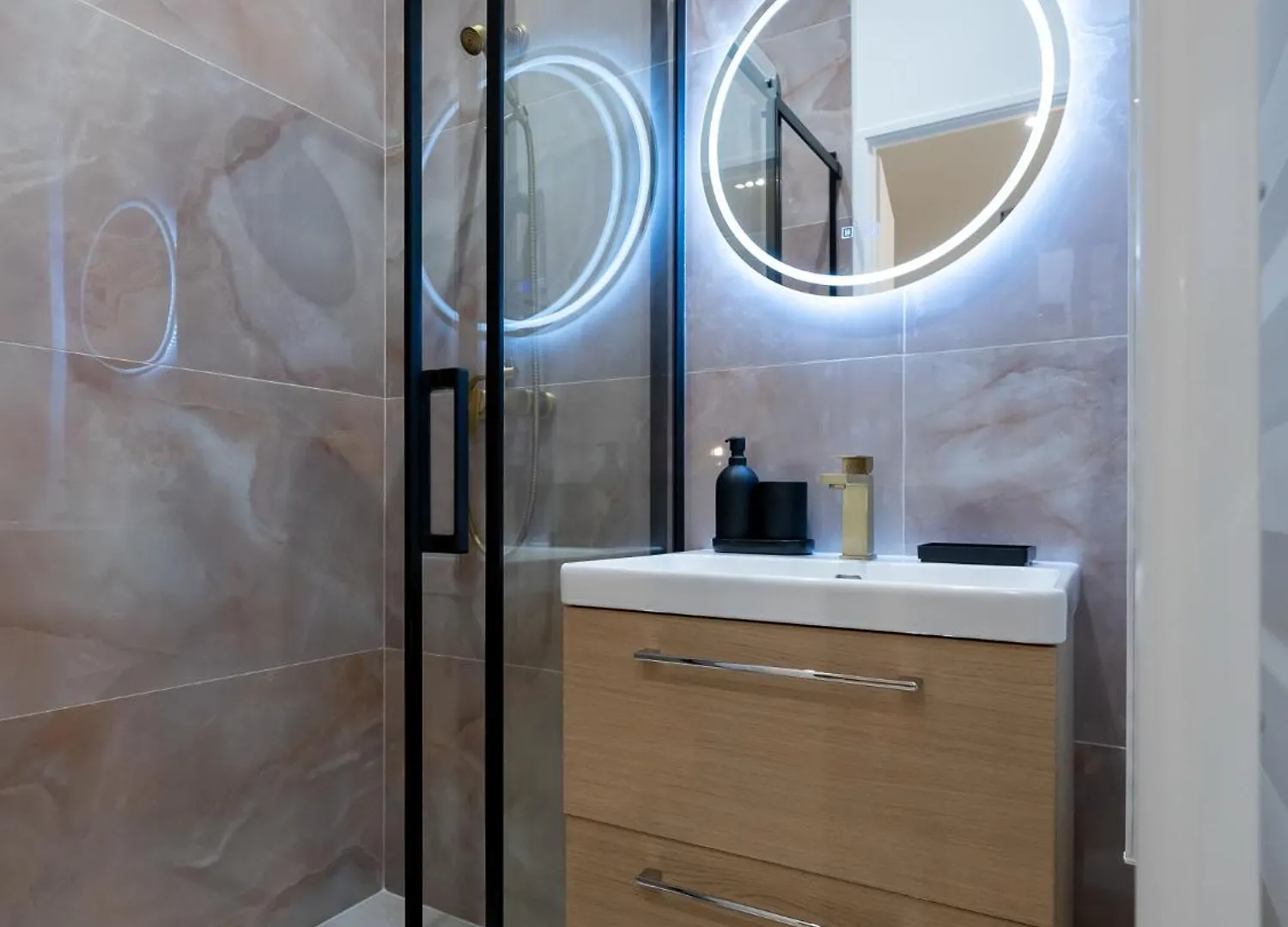 شقة Calm And Design Metro Guichard ليون فرنسا