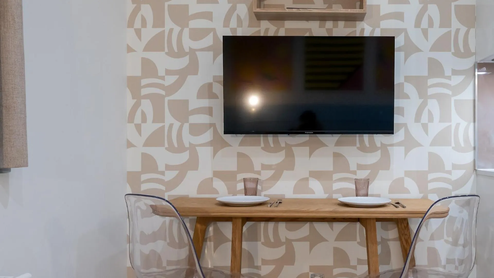 Calm And Design Metro Guichard Apartment Lyon France