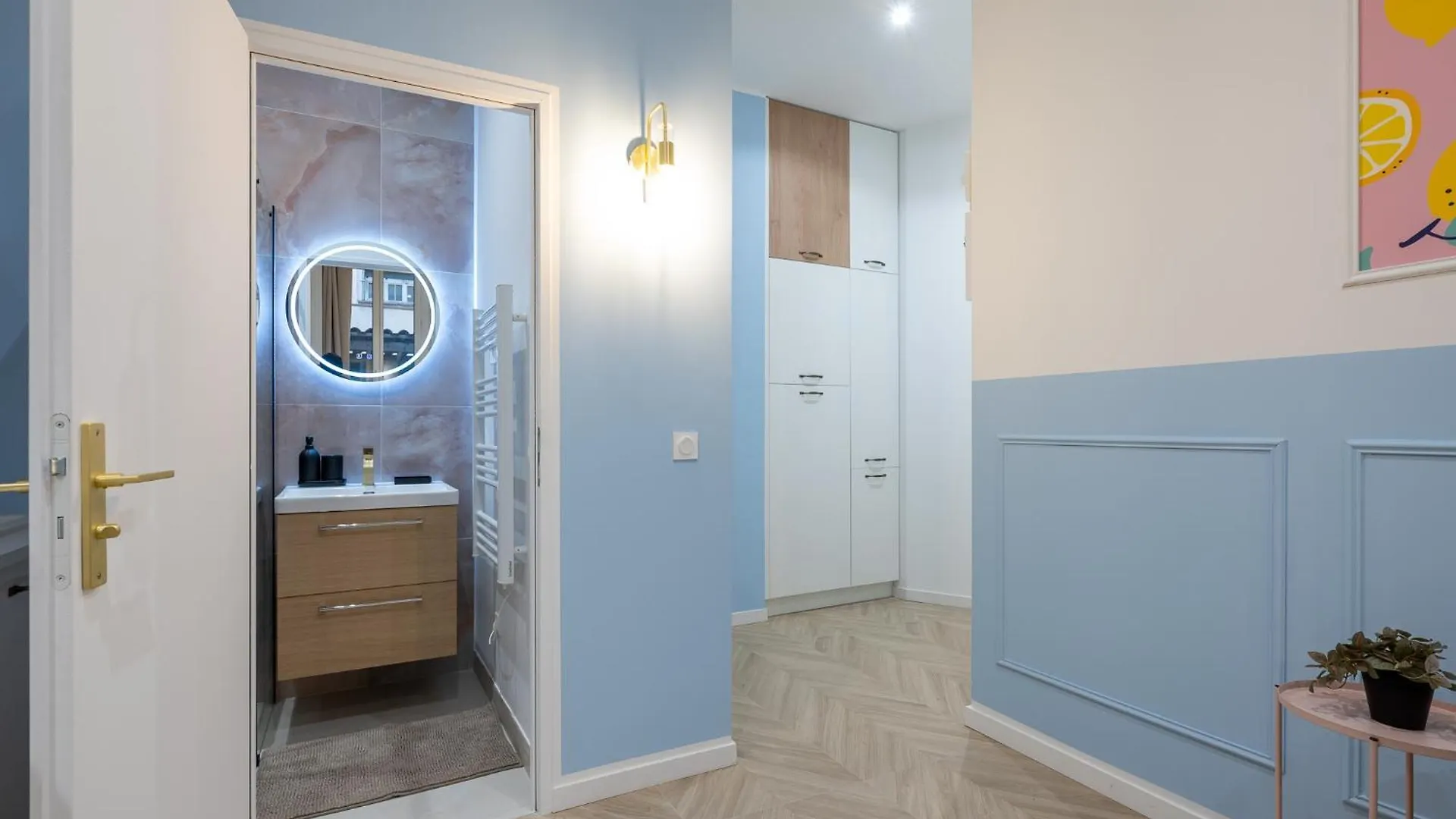Calm And Design Metro Guichard Apartment Lyon France